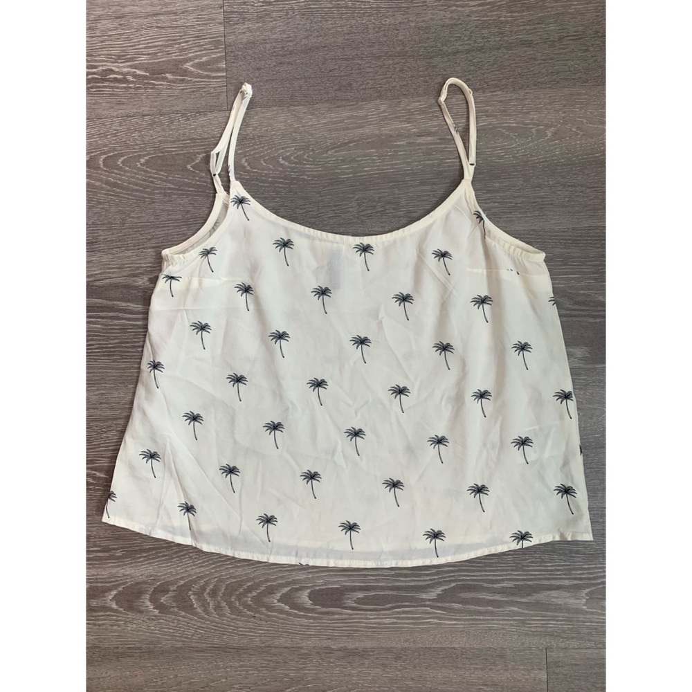 NWOT H&M White Palm Tree Top